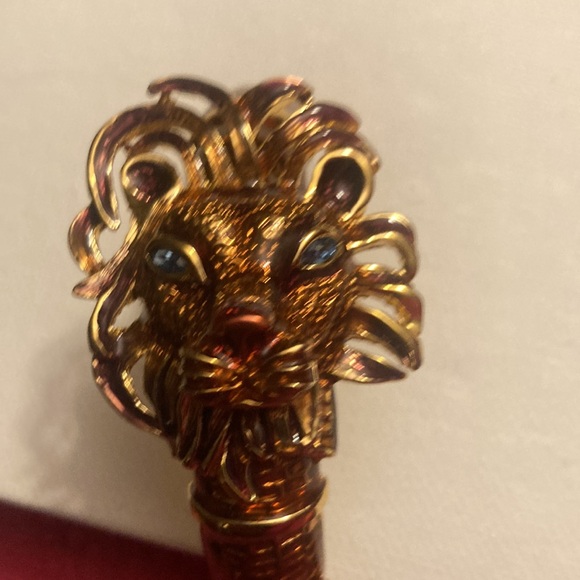 KJL MARKED Hinged bracelet. Excellent condition - Picture 6 of 7